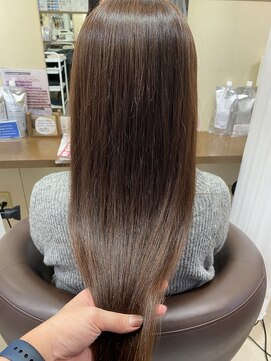 コアフィールフィス(COIFFURE fils) 新規お得クーポンあり！【見附　今町】ストレートロングスタイル