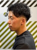 大人カッコいいワイルドスパイラルパーマ