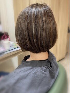 アエラス(Aeolus) ナチュラルハイライトカラー