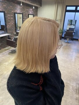 セプト 天神大名(SEPT.) ホワイトベージュ　ケアブリーチ　ダメージレス　髪質改善カラー