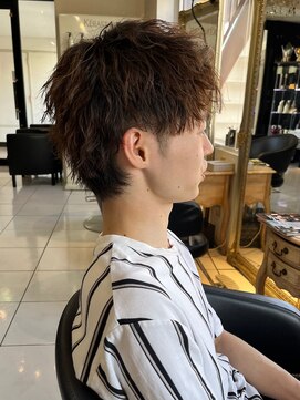 アイズ 海老名(AIZU) ツイストスパイラルパーマ メンズパーマ メンズカット 眉毛