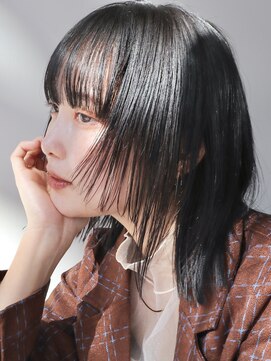 シスタ(SISTA) ボブウルフヘアぱっつん前髪/ブルーブラック【自由が丘】