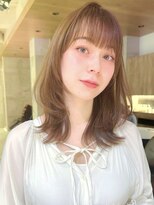 グランド(GRAND) ウルフレイヤー/ベージュカラー/20代/30代/40代/表参道【古岡】