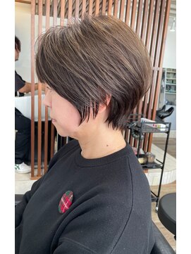 ハーツ(Heart's) 白髪ぼかし/イメチェンヘアスタイル/前髪カタログ/ショートボブ