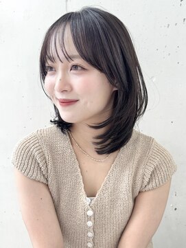 ビーチ(BEACH) レイヤーカット/韓国ヘア/小顔/前髪長め/オリーブグレー/黒髪