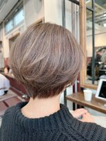 ルーファス 恵比寿 渋谷(Ruufus)&nbsp;大人可愛いショートボブ/恵比寿渋谷/白髪ぼかしハイライト2510