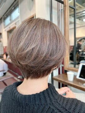 ルーファス 恵比寿 渋谷(Ruufus) 大人可愛いショートボブ/恵比寿渋谷/白髪ぼかしハイライト2510