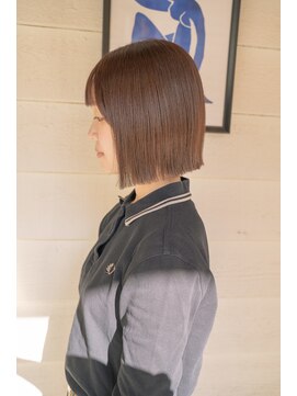 シビバイレボ(CIBI by revo) 地毛風カラー/切りっぱなしボブ[船橋駅/ボブ]