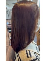 エスト(est.)&nbsp;顔周りレイヤー×髪質改善ミネコラトリートメント