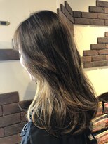 ヘアスタジオ ガロウ(hair stuido garou)&nbsp;インナーカラーのロングスタイル