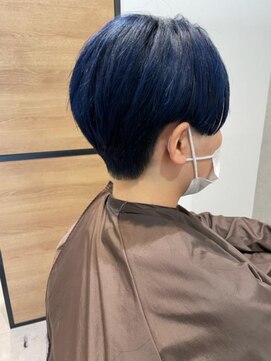 スーリール 西新店(Sourire) ☆ハンサムショート×ネイビーブルー☆