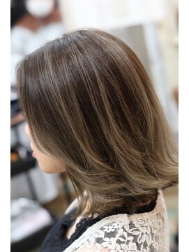 ヘアーズルーム 近鉄八尾(hair's RooM) ショートバレイヤージュ