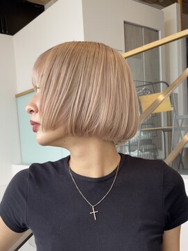 ヴァーディ オモテサンドウ(Vardy omotesando) ブリーチカラー・ブリーチ・ホワイトベージュ・ベージュカラー