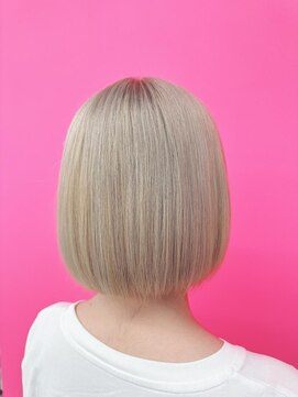ロサ ファイブヘアー(Rosa..5Hair) 切りっぱなしホワイトブロンド★