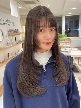 トリッカバルコニー ハヤマ(tricca Balcony Hayama) 繊細な動きと軽やかに仕上げるロングレイヤー