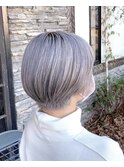 マッシュショート#グレー#シルバー#ケアブリーチ#ダブルカラー