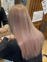 ブリッツレボルト(BLITZ R EVOLUT) ペールピンクと明るめベージュのアンブレラカラー