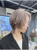 中性ウルフ × グレージュ