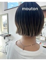 ムートン(Mouton) プレイングカラー