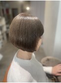 ショートボブ