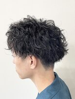 フラグス(FLAGS)&nbsp;メンズカット×ツイストスパイラルパーマ×黒髪×無造作パーマ