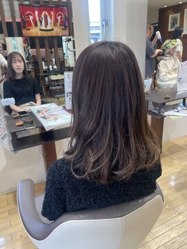 アートランドユージン(art land u-jin) 秋カラー