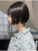 前下がりミニボブ