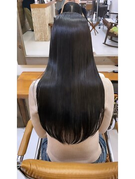 キース ヘアアンドメイク 恵比寿(kith. hair&make) カラーと同時OKやわらか縮毛矯正 髪質改善トリートメント 恵比寿