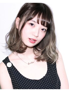 サバービア(suburbia) 『 カット＋ ホワイトブラウン 』 ☆ c-60　3Dカラー