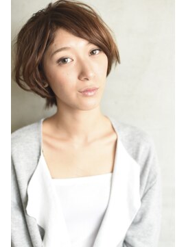 スノッブリコ(snob rico) ［snob rico.]ベージュシナモン×前下がりショート［佐野友彦］