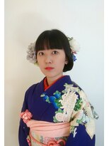 矢島美容室 生花でより一層華やかな【上品な個性派成人式着物スタイル☆】
