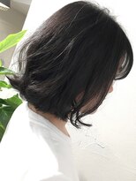 アヴァロン(AVALON)&nbsp;クセ毛を活かしたボブスタイルmag銀座BISA（美才治秀欣）