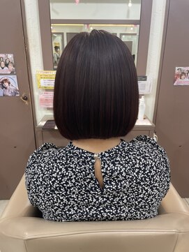 エクリ(equri×SHISEIDO) スッキリボブ×アルティストカラー