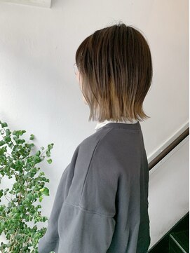 ボンドヘアーアンドスタイル(bond hair&style) インナーグラデーション