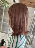 柔らかベージュ