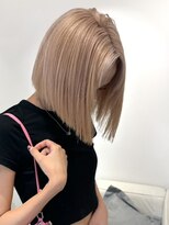 ベレーザ 渋谷(BELEZA)&nbsp;5032ミルクティーアッシュハイトーンカラー切りっぱなしボブ