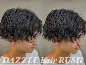 ダズルヘアラッシュ(DAZZLE hair RUSH)の写真/トレンドカラーもお任せ☆丁寧なカウンセリングで理想の色味を再現いたします！[昭和区/メンズ]