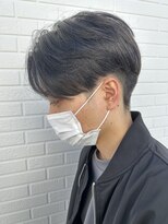 ヒュイル バイ ニアウ(Hwyl by Niau) メンズマッシュセンターパートスパイラルパーマニュアンスパーマ