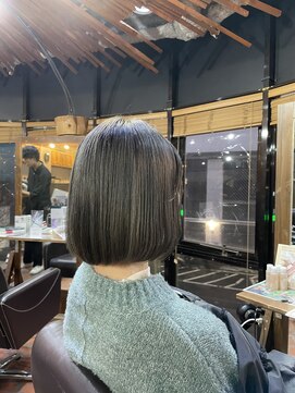 ロッソバイアルター 鎌取(ROSSO by aL-ter) 【黒髪/グレージュカラー/レイヤーロング】千葉香奈