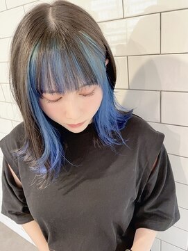 シー(shii..) 《shii../大黒》#インナーカラー＃ブルーサファイア