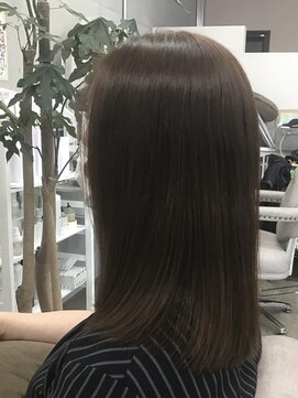 ベル(Bel) ミディアムヘア