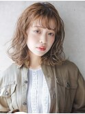 大人可愛いミディアムレイヤーボブ×前髪あり20代30代40代
