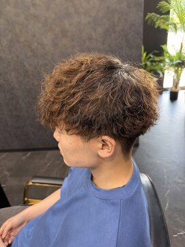 ワンフ(onef) カット＋スパイラルパーマ