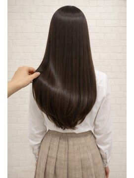 アンディー(&dy) 艶ストレートロング×髪質改善トリートメント