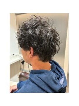 アトリア 横浜(Atria) パーマなし!縮毛を生かしたパーマ風カット