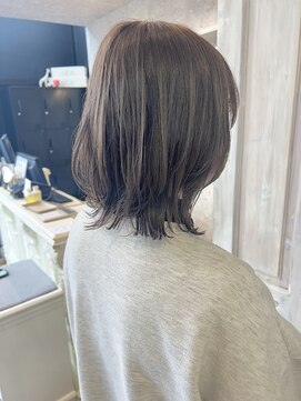 キャアリー(Caary) 福山Caaryスモーキーグレージュくびれレイヤーボブ20代30代40代