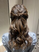 ブランロール 中目黒駅前店(Blanl'or)&nbsp;パーティヘア  ヘアアレンジ  ハーフアップ 参列ヘア