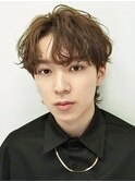 波巻きパーマツイストスパイラルパーマツーブロック韓国メンズ