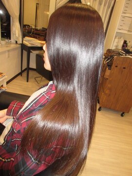 コア フィール ア デイ(COIFFURE A DAY) 艶々でさらさら髪のロング