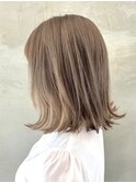 ミルクティーベージュ